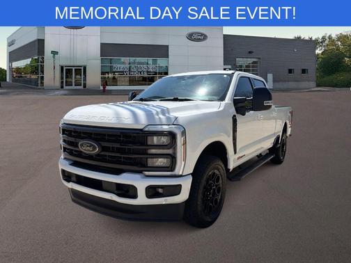 White Metallic 2024 Ford F-350 Lariat Super Duty