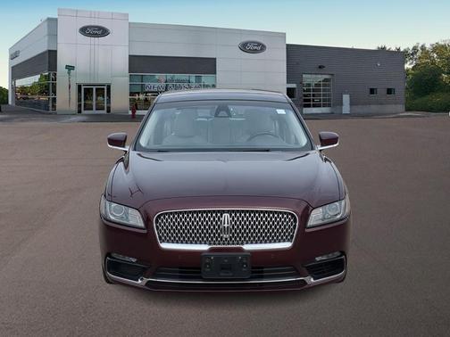 Burgundy Velvet Tinted Clearcoat 2017 Lincoln Continental Reserve