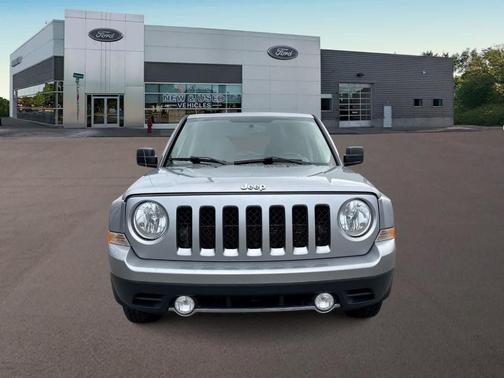 Billet Silver Metallic Clearcoat 2017 Jeep Patriot High Altitude