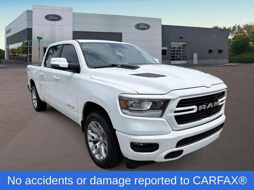 Bright White Clearcoat 2023 RAM 1500 Laramie