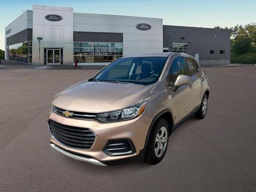 Sandy Ridge Metallic 2019 Chevrolet Trax LS
