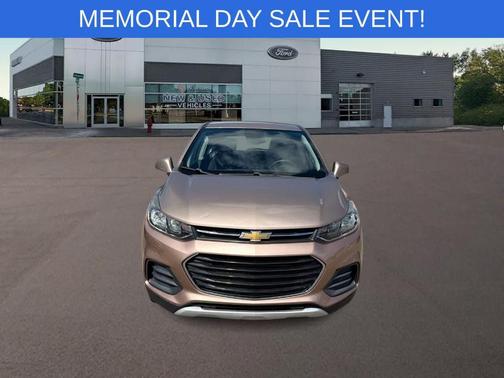 Sandy Ridge Metallic 2019 Chevrolet Trax LS