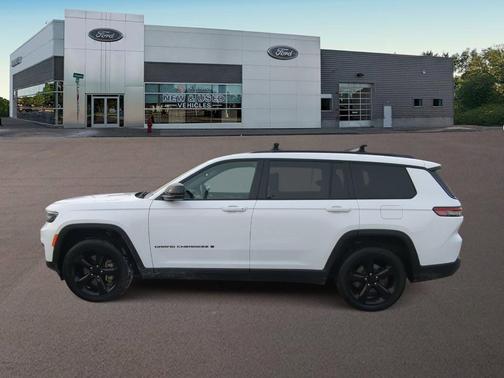 2021 Jeep Grand Cherokee L Laredo