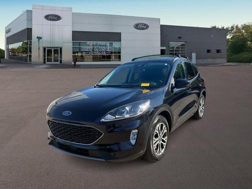 Agate Black Metallic 2022 Ford Escape SEL