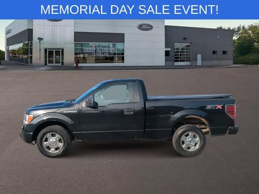 Tuxedo Black Metallic 2014 Ford F-150 STX
