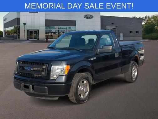 Tuxedo Black Metallic 2014 Ford F-150 STX