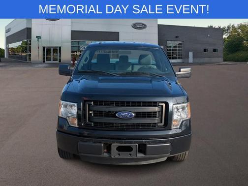 Tuxedo Black Metallic 2014 Ford F-150 STX