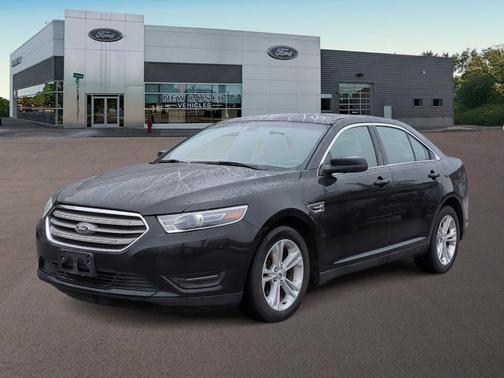 2018 Ford Taurus SEL