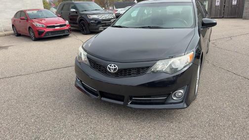 Attitude Black Metallic 2014 Toyota Camry SE
