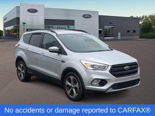 Ingot Silver 2017 Ford Escape SE