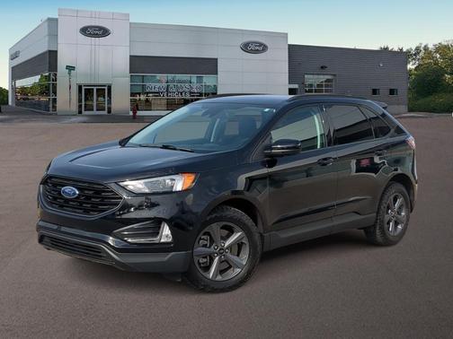 Agate Black Metallic 2023 Ford Edge SEL