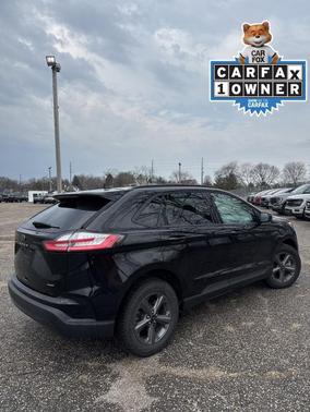 Agate Black Metallic 2023 Ford Edge SEL