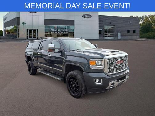 Dark Slate Metallic 2018 GMC Sierra 2500 Denali