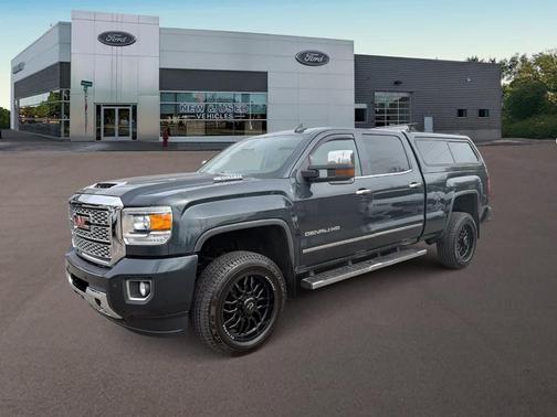 Dark Slate Metallic 2018 GMC Sierra 2500 Denali