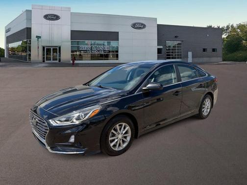 Phantom Black 2018 Hyundai SONATA SE