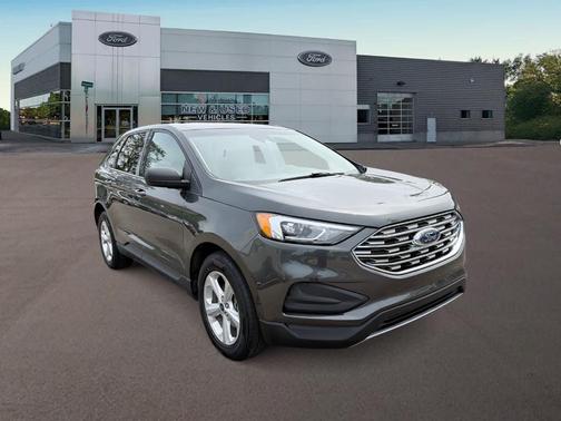 Magnetic 2020 Ford Edge SE