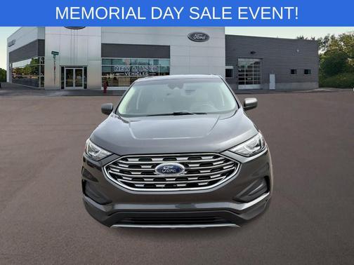 Magnetic 2020 Ford Edge SE