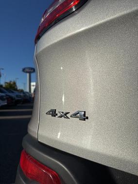 2014 Jeep Cherokee Sport