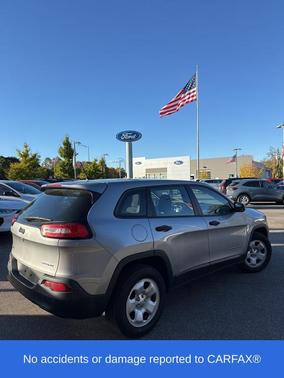 2014 Jeep Cherokee Sport