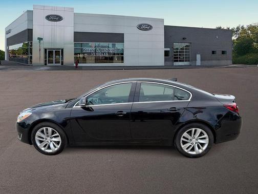 Black Onyx 2016 Buick Regal Turbo Premium II
