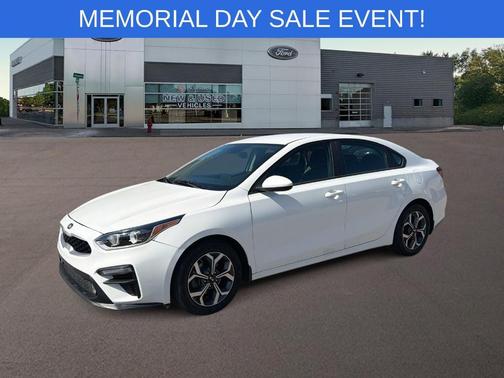 Clear White 2019 Kia Forte LXS