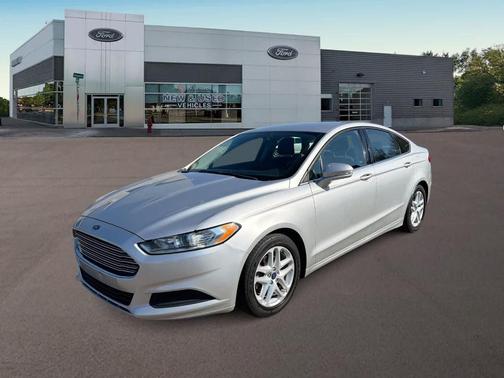 Ingot Silver 2016 Ford Fusion SE