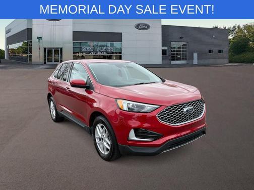 Rapid Red Metallic Tinted Clearcoat 2024 Ford Edge SEL