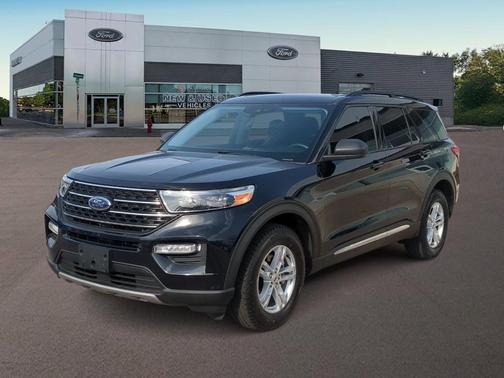 Agate Black Metallic 2021 Ford Explorer XLT