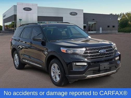Agate Black Metallic 2021 Ford Explorer XLT