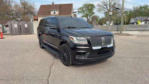 Infinite Black Metallic 2019 Lincoln Navigator L Reserve