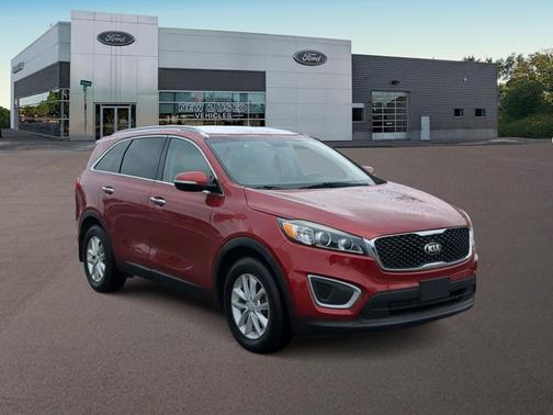 Remington Red Metallic 2017 Kia Sorento LX