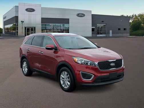 2017 Kia Sorento LX