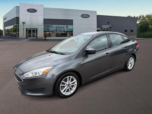 Magnetic 2018 Ford Focus SE
