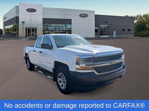 Summit White 2018 Chevrolet Silverado 1500 WT