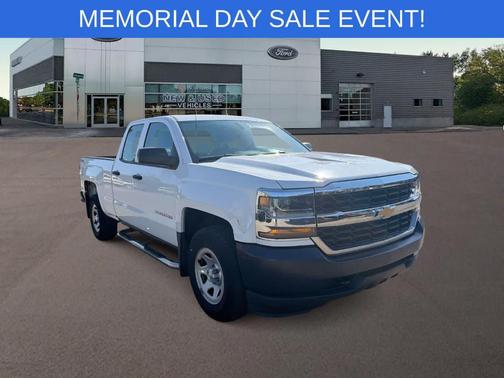 Summit White 2018 Chevrolet Silverado 1500 WT
