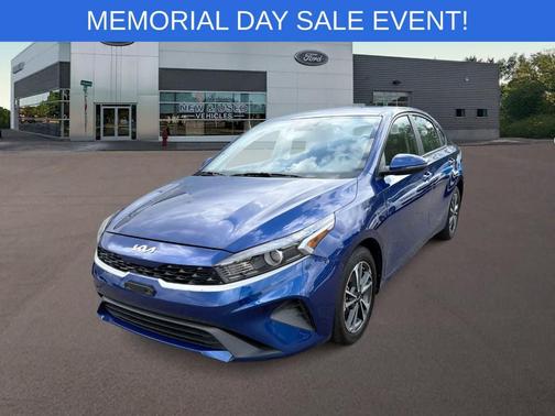 Deep Sea Blue 2023 Kia Forte LXS