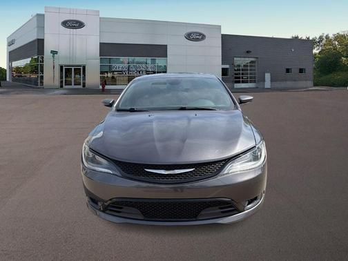 Granite Crystal Clearcoat Metallic 2016 Chrysler 200 S