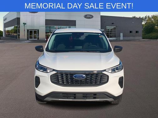 White Metallic 2023 Ford Escape Active