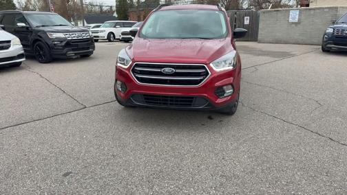Ruby Red Metallic Tinted Clearcoat 2018 Ford Escape SE