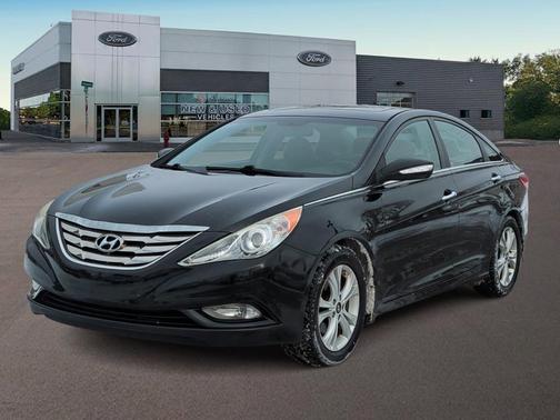 2013 Hyundai SONATA Limited