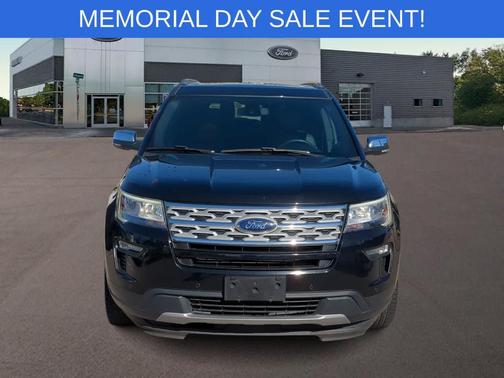 Agate Black Metallic 2019 Ford Explorer XLT