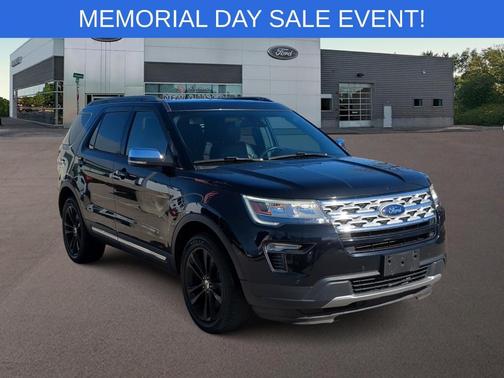 Agate Black Metallic 2019 Ford Explorer XLT
