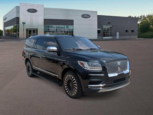 2019 Lincoln Navigator L Black Label