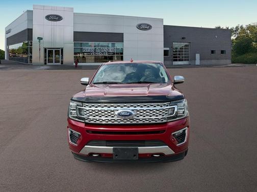 Ruby Red Metallic Tinted Clearcoat 2018 Ford Expedition Platinum