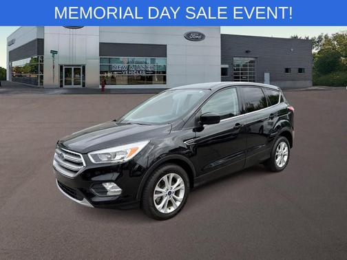 Shadow Black 2017 Ford Escape SE