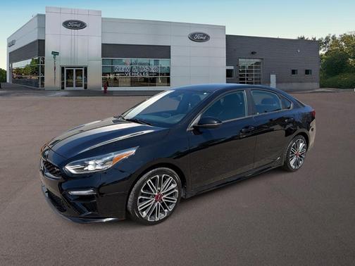 Aurora Black Pearl 2021 Kia Forte GT