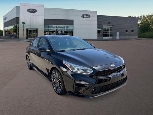 Aurora Black Pearl 2021 Kia Forte GT