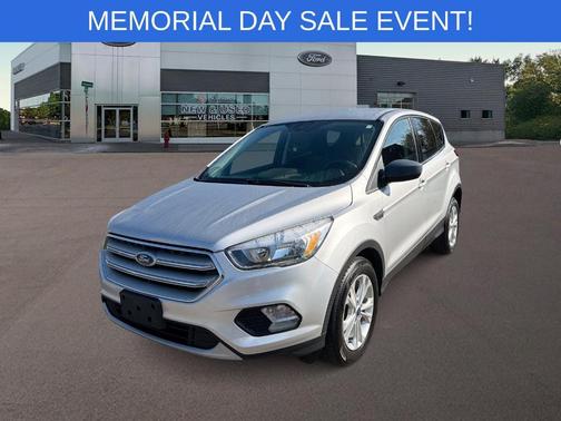 Ingot Silver 2019 Ford Escape SE