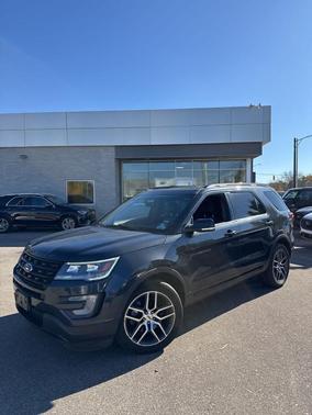 2017 Ford Explorer sport