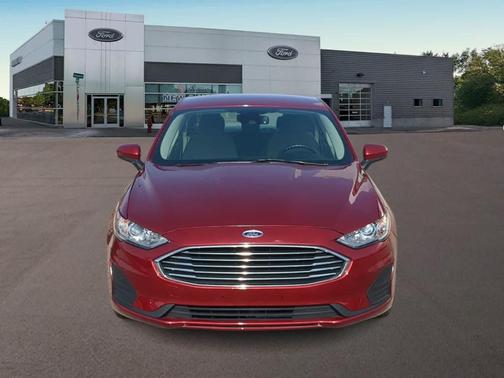 Ruby Red Metallic Tinted Clearcoat 2019 Ford Fusion SE